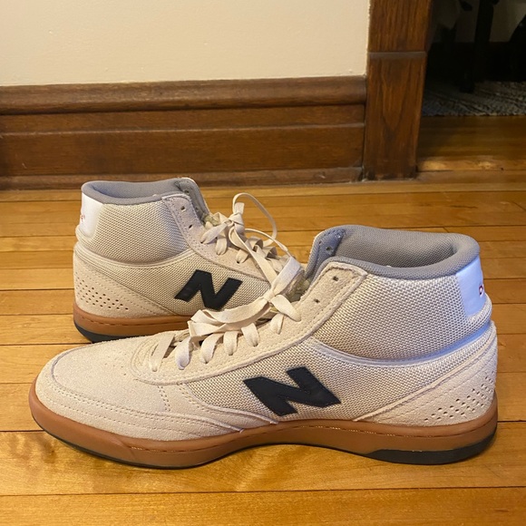 New Balance Numeric 44h Cream Gum Skate 